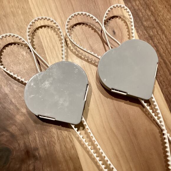 Dreambaby Gray Plastic Cabinet Flex Lock - Picture 3 of 4